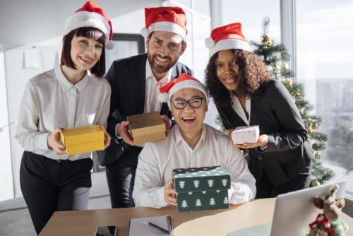 Our Online English Course Helps Employees Around The Holidays