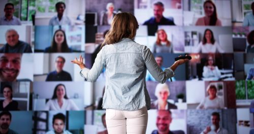 Business English Training Succeeds With Live Instructors