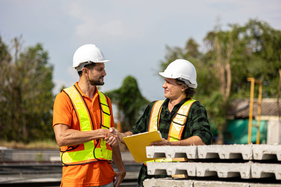 Why Manufacturing Plants Need English-Language Training