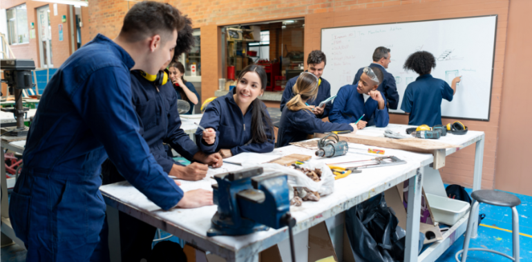 Onsite vs. Online English Training: Which Better Fits Your Plant?