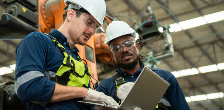 English Training for California and Texas’s Manufacturing Workforce