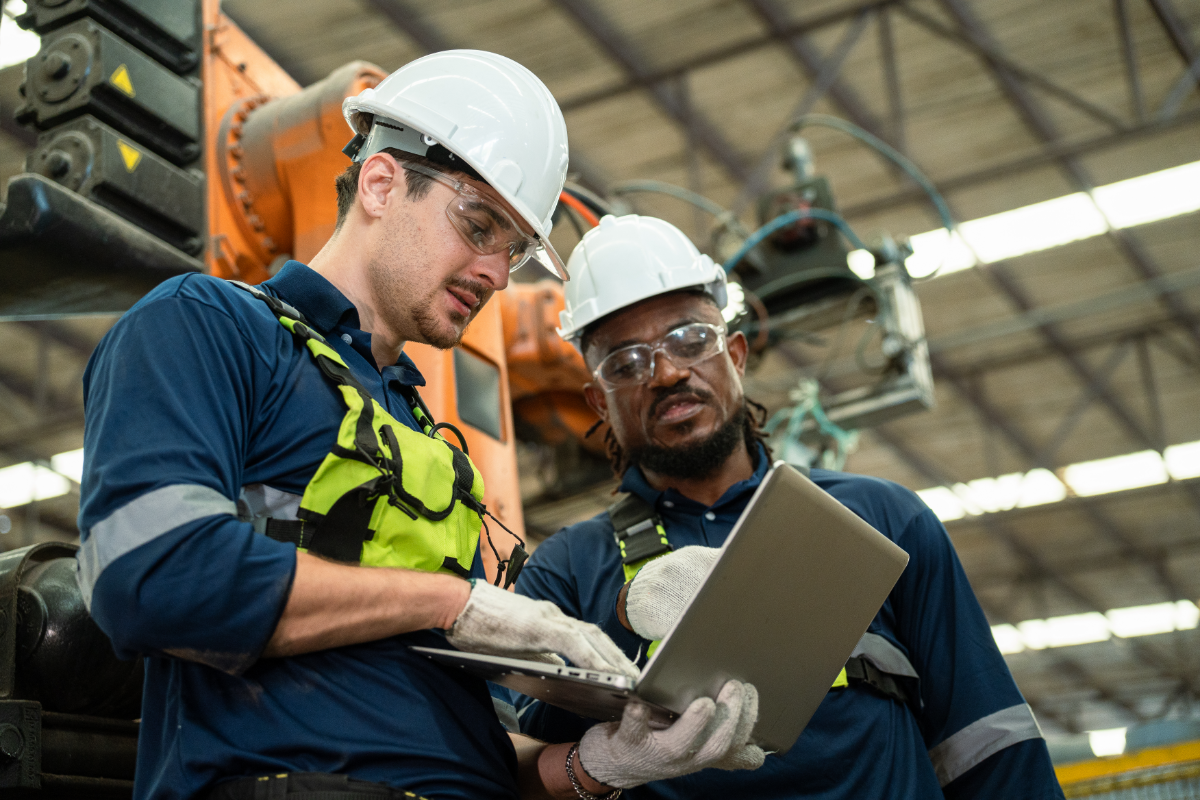 English Training for California and Texas’s Manufacturing Workforce